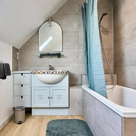 La Halte Verte - Garden -wifi - Near Lille Lägenhet Ennevelin